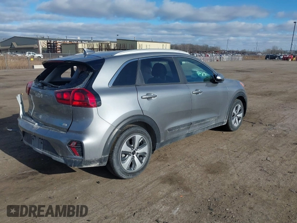 2022 Kia Niro LXS with VIN KNDCB3LC1N5534245, listed as a IAAI auction lot 41275150 with 24,592 mi miles. Bid and sale history available at carsss.com. Image 4.