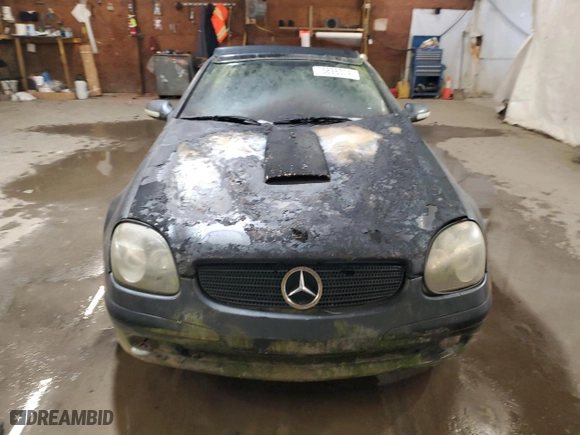 2001 Mercedes-Benz SLK-Class Kompressor with VIN WDBKK49F81F180780, listed as a Copart auction lot 75826314 with 0 mi miles and Salvage Title. Bid and sale history available at carsss.com. Image 5.