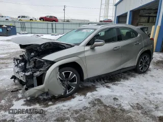 2022 Lexus UX with VIN JTHP9JBH0N2062666, listed as a Copart auction lot 41768375 with 41,805 mi miles and Salvage Title. Bid and sale history available at carsss.com. Image 1.