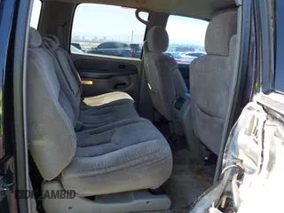 2003 Chevrolet Suburban LS with VIN 3GNEC16T83G154905, listed as a IAAI auction lot 42606240 with 183,817 mi miles and . Bid and sale history available at DreamBid. Image 8.