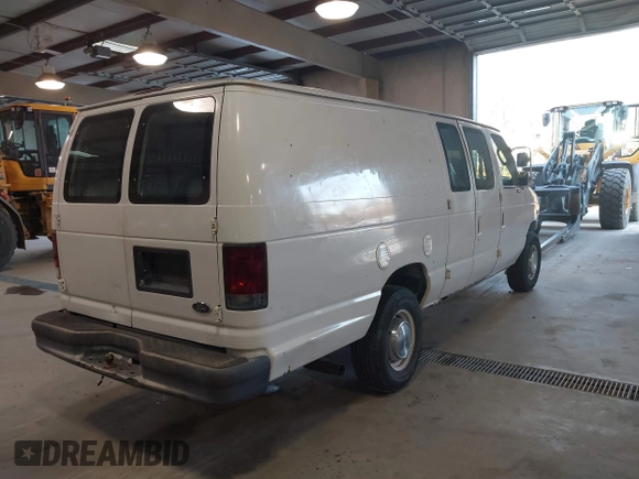 2004 Ford Econoline Cargo with VIN 1FTSS34L24HB31415, listed as a IAAI auction lot 41228686 with 283,620 mi miles and . Bid and sale history available at DreamBid. Image 4.