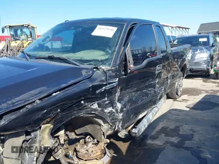 2013 Ford F-150 XL z VIN 1FTFX1EF5DKE91460, wystawiony jako IAAI lot #41922930 z przebiegiem 164 784 mil mil oraz . Historia ofert i sprzedaży dostępna na DreamBid. Obrazek 17.