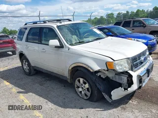 2011 Ford Escape Limited с VIN 1FMCU0EG3BKB23334, выставлен на аукционе IAAI как лот 41883805 с пробегом 201 703 миль миль и . История ставок и продаж доступна на DreamBid. Изображение 1.