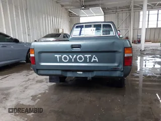 1992 Toyota Pickup DLX with VIN JT4RN93P8N5066778, listed as a IAAI auction lot 42508499 with 199,705 mi miles and . Bid and sale history available at DreamBid. Image 16.
