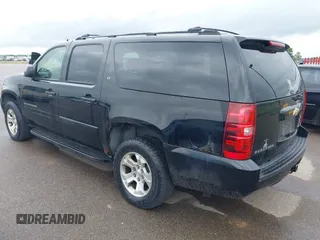 2007 Chevrolet Suburban LT с VIN 1GNFK163X7J201279, выставлен на аукционе IAAI как лот 42459143 с пробегом 166 987 миль миль и . История ставок и продаж доступна на DreamBid. Изображение 3.