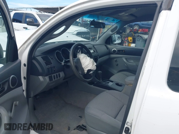 2006 Toyota Tacoma with VIN 5TEUU42N16Z216261, listed as a IAAI auction lot 41313912 with 97,086 mi miles. Bid and sale history available at carsss.com. Image 5.