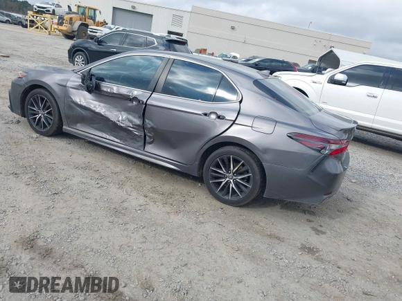 2021 Toyota Camry SE Nightshade with VIN 4T1G11AK4MU459186, listed as a IAAI auction lot 41557908 with 93,317 mi miles. Bid and sale history available at carsss.com. Image 3.