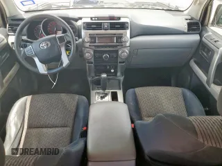 2011 Toyota 4Runner SR5 with VIN JTEZU5JRXB5019257, listed as a Copart auction lot 61050695 with 209,865 mi miles and Clean title. Bid and sale history available at DreamBid. Image 8.