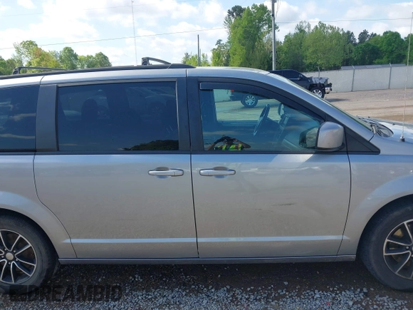 2019 Dodge Grand Caravan GT with VIN 2C4RDGEG4KR512377, listed as a IAAI auction lot 42015069 with 191,497 mi miles and . Bid and sale history available at DreamBid. Image 14.