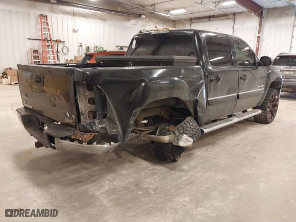 2011 GMC Sierra 1500 SLE with VIN 3GTP1VE08BG100816, listed as a IAAI auction lot 41768212 with 249,109 mi miles. Bid and sale history available at carsss.com. Image 4.