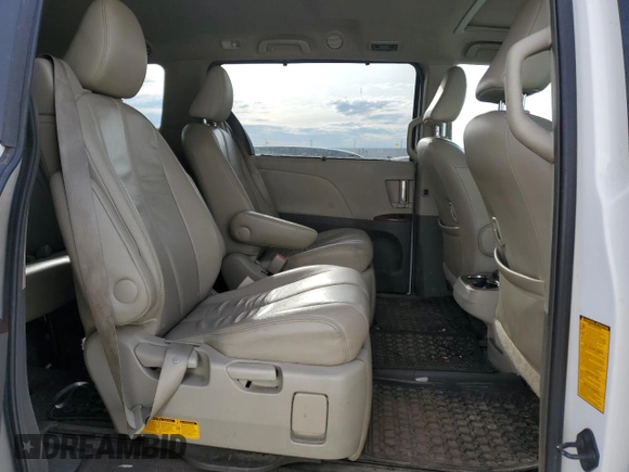 2014 Toyota Sienna Ltd with VIN 5TDDK3DC2ES073974, listed as a Copart auction lot 53738385 with 156,738 mi miles and Clean Title. Bid and sale history available at carsss.com. Image 11.