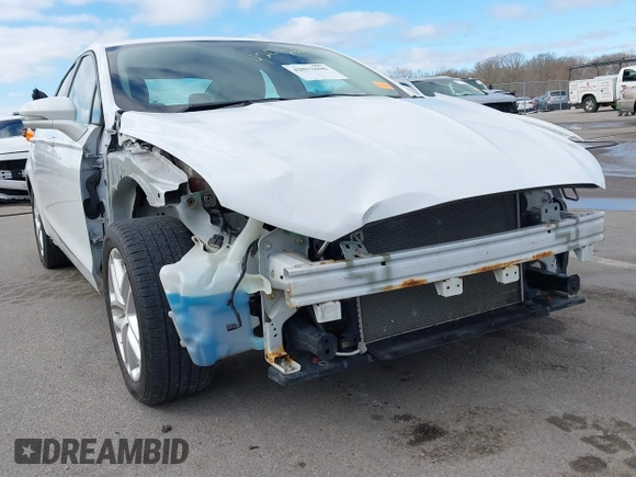 2016 Ford Fusion SE with VIN 1FA6P0H75G5127062, listed as a IAAI auction lot 42012696 with 169,489 mi miles and . Bid and sale history available at carsss.com. Image 6.