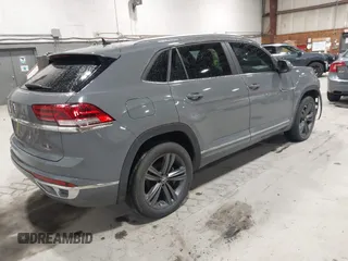 2021 Volkswagen Atlas SE with VIN 1V2PE2CA4MC237027, listed as a IAAI auction lot 41715979 with 38,306 mi miles and . Bid and sale history available at DreamBid. Image 4.