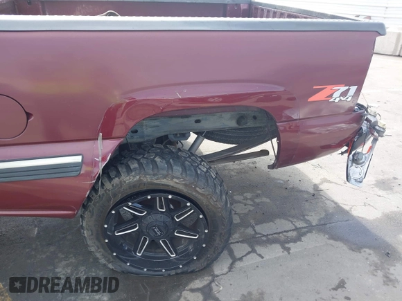 2001 Chevrolet Silverado 1500 LS with VIN 2GCEK19T211269500, listed as a IAAI auction lot 41738831 with 264,985 mi miles. Bid and sale history available at carsss.com. Image 6.