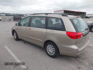 2006 Toyota Sienna CE with VIN 5TDZA23C16S528271, listed as a IAAI auction lot 42067489 with 212,777 mi miles. Bid and sale history available at carsss.com. Image 3.