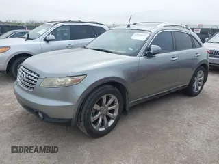 2004 Infiniti FX35 with VIN JNRAS08U74X108814, listed as a IAAI auction lot 41945071 with 203,682 mi miles. Bid and sale history available at carsss.com. Image 2.