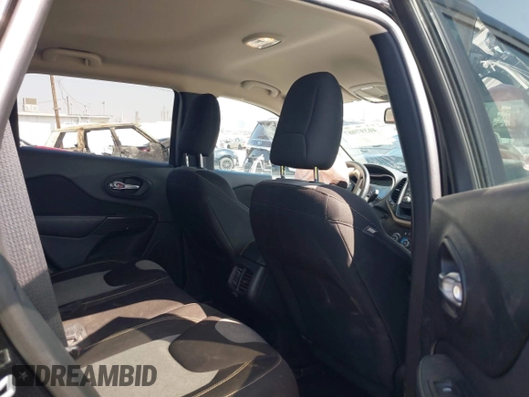 2016 Jeep Cherokee Sport with VIN 1C4PJLAB3GW315444, listed as a IAAI auction lot 40397087 with Not provided miles and . Bid and sale history available at DreamBid. Image 8.