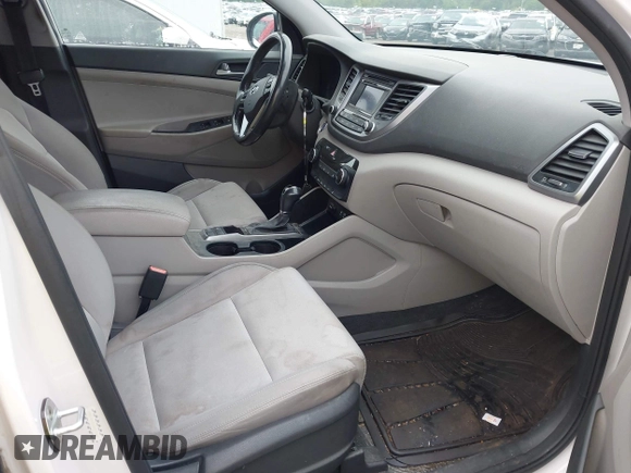 2016 Hyundai Tucson Limited with VIN KM8J33A23GU215481, listed as a IAAI auction lot 42202341 with 97,693 mi miles. Bid and sale history available at carsss.com. Image 5.