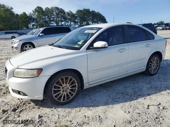 2011 Volvo S40 with VIN YV1672MS9B2539733, listed as a Copart auction lot 58255074 with 147,389 mi miles and Clean Title. Bid and sale history available at carsss.com. Image 1.