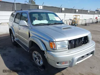 2001 Toyota 4Runner SR5 with VIN JT3GN86R010180722, listed as a IAAI auction lot 41885090 with 194,270 mi miles. Bid and sale history available at carsss.com. Image 6.
