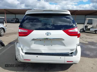 2016 Toyota Sienna Ltd with VIN 5TDDK3DC3GS144473, listed as a IAAI auction lot 41681218 with 32,080 mi miles. Bid and sale history available at carsss.com. Image 17.