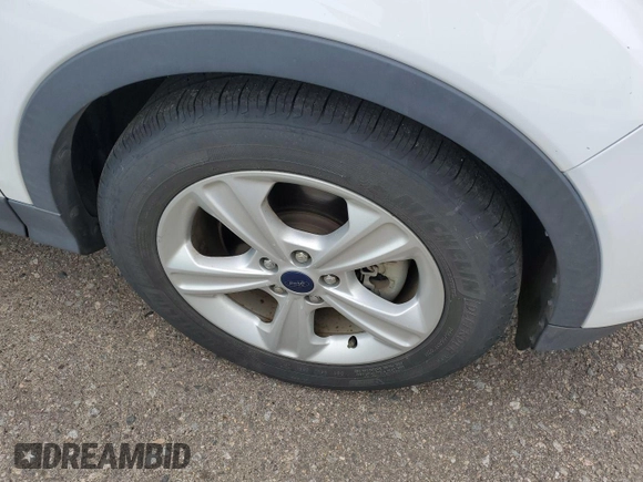 2013 Ford Escape SE z VIN 1FMCU9G93DUD04038, wystawiony jako IAAI lot #42587629 z przebiegiem 213 211 mil mil oraz . Historia ofert i sprzedaży dostępna na DreamBid. Obrazek 14.