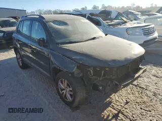 2016 Volkswagen Tiguan S z VIN WVGAV7AX6GW583901, wystawiony jako Copart lot #75401824 z przebiegiem Nie podano mil oraz Szkoda całkowita • Salvage title. Historia ofert i sprzedaży dostępna na DreamBid. Obrazek 4.