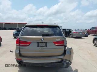2017 BMW X5 sDrive35i z VIN 5UXKR2C54H0U20033, wystawiony jako IAAI lot #42283458 z przebiegiem 135 869 mil mil oraz . Historia ofert i sprzedaży dostępna na DreamBid. Obrazek 16.