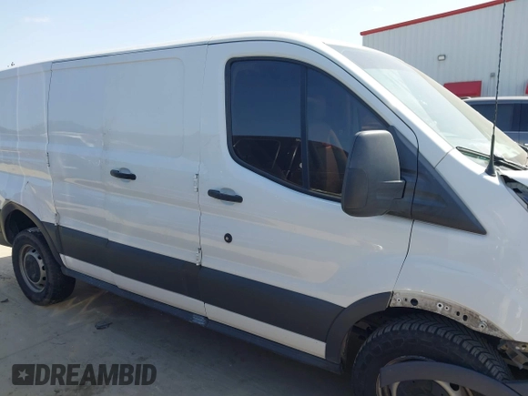 2018 Ford Transit with VIN 1FTYE1ZM0JKA43498, listed as a IAAI auction lot 42514847 with 131,539 mi miles and . Bid and sale history available at DreamBid. Image 13.