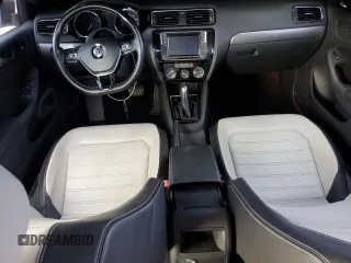 2016 Volkswagen Jetta Sport z VIN 3VWD17AJ1GM404816, wystawiony jako Copart lot #46916355 z przebiegiem 71 748 mil mil oraz Szkoda całkowita • Salvage title. Historia ofert i sprzedaży dostępna na DreamBid. Obrazek 8.