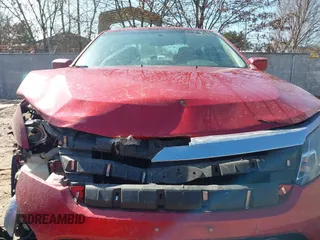 2010 Ford Fusion SE with VIN 3FAHP0HA7AR345092, listed as a IAAI auction lot 41910241 with 135,805 mi miles. Bid and sale history available at carsss.com. Image 12.