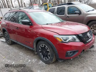 2020 Nissan Pathfinder SV with VIN 5N1DR2BM8LC631838, listed as a IAAI auction lot 41541413 with 38,946 mi miles. Bid and sale history available at carsss.com. Image 1.