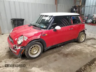 2002 MINI Hardtop with VIN WMWRC33452TC35333, listed as a Copart auction lot 44447425 with 166,353 mi miles and Salvage Title. Bid and sale history available at DreamBid. Image 1.