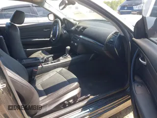 2013 BMW 1 Series 128i с VIN WBAUP7C57DVP25145, выставлен на аукционе IAAI как лот 42186423 с пробегом 131 222 миль миль и . История ставок и продаж доступна на DreamBid. Изображение 5.