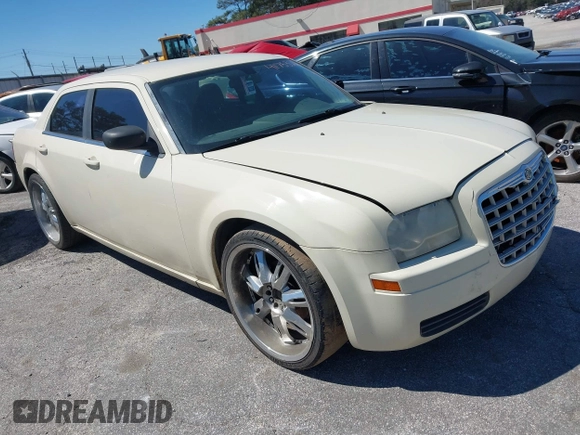 2007 Chrysler 300 with VIN 2C3KA43R07H774251, listed as a IAAI auction lot 41753226 with 145,108 mi miles. Bid and sale history available at carsss.com. Image 1.