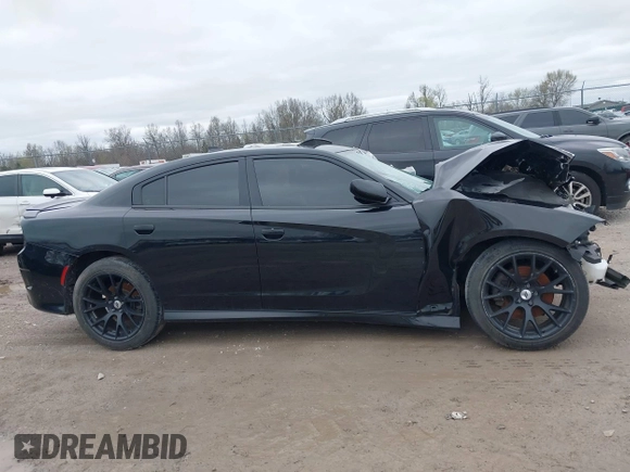 2018 Dodge Charger R/T with VIN 2C3CDXCT4JH278840, listed as a IAAI auction lot 41922638 with 71,157 mi miles and . Bid and sale history available at carsss.com. Image 12.