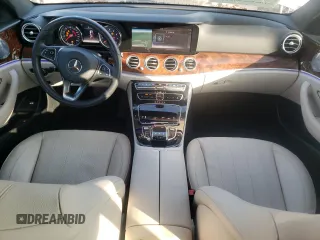 2018 Mercedes-Benz E-Class E 300 with VIN WDDZF4JB1JA358433, listed as a Copart auction lot 71467222 with 60,742 mi miles. Bid and sale history available at carsss.com. Image 8.