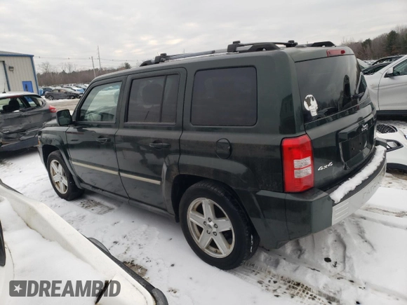 2010 Jeep Patriot Limited with VIN 1J4NF4GB6AD642911, listed as a Copart auction lot 88147525 with 136,186 mi miles and Clean Title. Bid and sale history available at carsss.com. Image 2.
