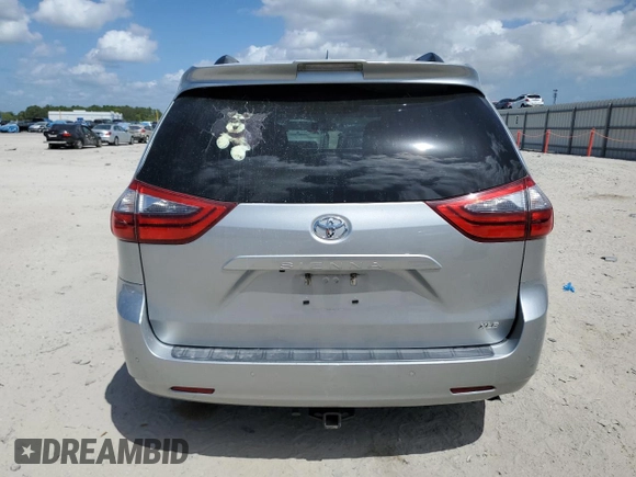 2020 Toyota Sienna XLE Auto Access Seat with VIN 5TDYZ3DC1LS074169, listed as a Copart auction lot 51479815 with 74,551 mi miles and Salvage Title. Bid and sale history available at DreamBid. Image 6.