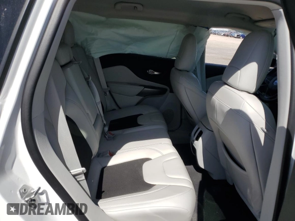 2020 Jeep Cherokee Altitude with VIN 1C4PJLLB2LD592914, listed as a Copart auction lot 57686955 with 55,524 mi miles and Salvage title. Bid and sale history available at DreamBid. Image 11.