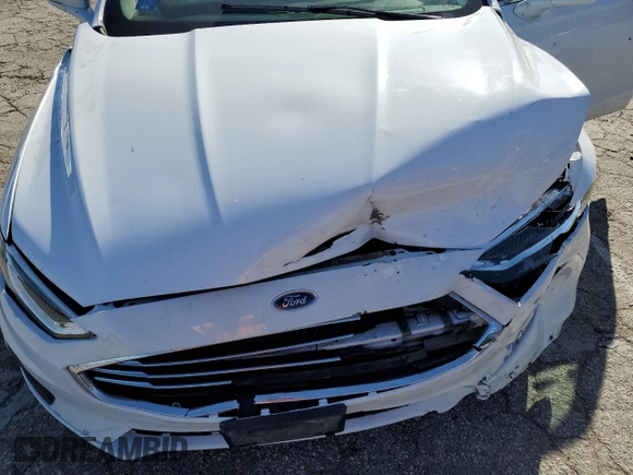 2019 Ford Fusion SEL with VIN 3FA6P0MU6KR235742, listed as a Copart auction lot 46044323 with 61,172 mi miles and . Bid and sale history available at DreamBid. Image 12.