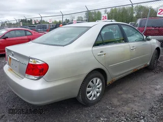 2006 Toyota Camry STD with VIN 4T1BE32K26U670270, listed as a IAAI auction lot 42185538 with 203,431 mi miles. Bid and sale history available at carsss.com. Image 4.