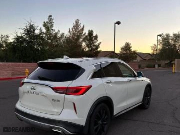 2019 Infiniti QX50 ESSENTIAL with VIN 3PCAJ5M32KF106005, listed as a Copart auction lot 47985135 with NaN miles and Salvage Title. Bid and sale history available at carsss.com. Image 4.