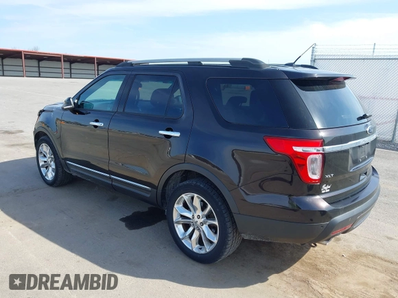 2014 Ford Explorer XLT with VIN 1FM5K8D81EGB72627, listed as a IAAI auction lot 41943574 with 110,238 mi miles and . Bid and sale history available at carsss.com. Image 3.