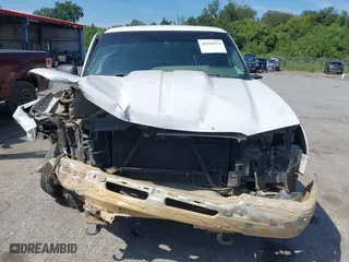 2006 Chevrolet Silverado 1500 LT1 with VIN 1GCEC19V46Z210980, listed as a IAAI auction lot 40189952 with 228,543 mi miles. Bid and sale history available at carsss.com. Image 12.