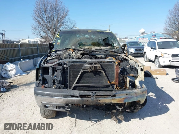 2001 Chevrolet Silverado 1500 LS with VIN 1GCEK19T31E163538, listed as a IAAI auction lot 41781058 with 0 mi miles. Bid and sale history available at carsss.com. Image 14.