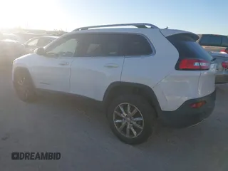 2017 Jeep Cherokee Limited with VIN 1C4PJLDB0HW526582, listed as a IAAI auction lot 41175972 with 176,546 mi miles. Bid and sale history available at carsss.com. Image 3.