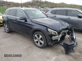 2019 Mercedes-Benz GLC 300 z VIN WDC0G4KB6KV169649, wystawiony jako IAAI lot #41930356 z przebiegiem 68 376 mil mil oraz . Historia ofert i sprzedaży dostępna na DreamBid. Obrazek 1.