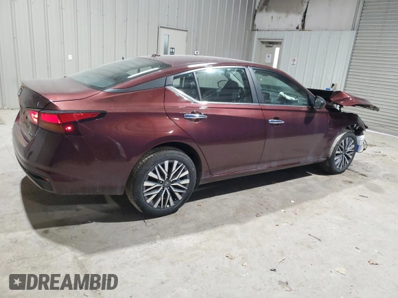 2025 Nissan Altima SV with VIN 1N4BL4DW6SN330582, listed as a Copart auction lot 44398095 with 1,982 mi miles and Non Repairable. Bid and sale history available at DreamBid. Image 3.