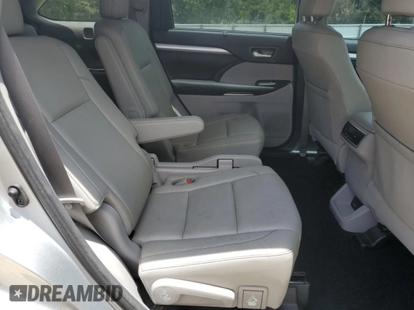 2018 Toyota Highlander SE with VIN 5TDKZRFH2JS264593, listed as a Copart auction lot 64802545 with 87,579 mi miles and Salvage title. Bid and sale history available at DreamBid. Image 11.